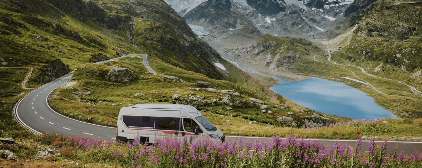 Optez pour un fourgon aménagé, le compagnon de voyage idéal